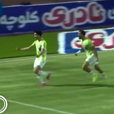 کرنر تمرین‌شده! 🔸 خیبر [۱]-۱ پیکان 🔸 ⚽️ عرفان قهرمانی 🔴 دقیقه ۴۲