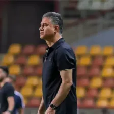 ریسک سرمربی فولاد: بیاعتنا به نامهای بزرگ!