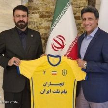 سرمربی سابق استقلال به فوتبال برگشت