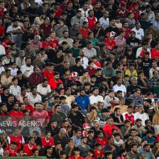 حاشیه های دربی ۱۰۷ ؛ تارتار تشویق شد؛ کری‌ هواداران استقلال و پرسپولیس بالا گرفت