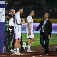 جایزه بهترین بازیکن در دست شکارچی ایران