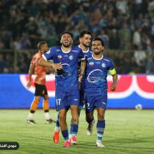 تفاوت معنادار در ترکیب اصلی هفته اول؛ استقلال جوانتر از پرسپولیس
