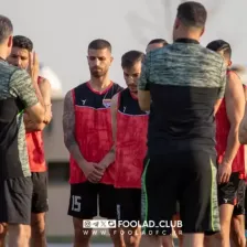 یک پرسپولیسی در تمرین فولاد کتک خورد