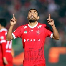 شادی گل گلزن پرسپولیس با تتوی سلطان جنگل با پایانی غمانگیز