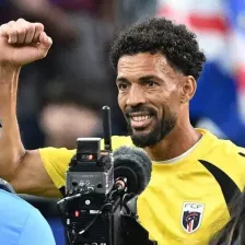 بحث فوتبال مقابل فوتبال به پایان رسید!