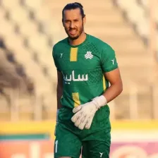 گلر استقلالی دستکش طلا را برد