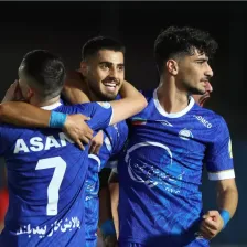 استقلال سه سال جوانتر از پرسپولیس!