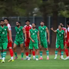 خط‌ونشان مهاجری برای لیگ یک با شکست پرسپولیس