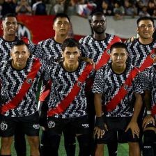 با جذب ۱۰۰۰ همراه مالی؛ رکورد اسپانسر روی پیراهن یک تیم فوتبال شکست + عکس