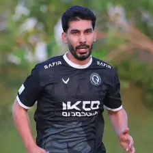 ستاره پرسپولیس در تیم جدید نیمکتنشین شد!