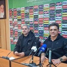 وحید رضایی سرمربی شمسآذر ماند