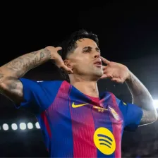 الهلال آماده فروش: ستاره بارسا ماندنی شد