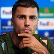 بمب تابستانی بزرگ بارسلونا خنثی میشود!