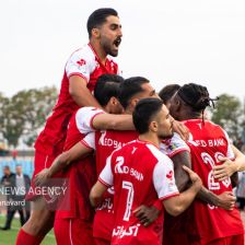 هفته هشتم لیگ بیستوششم؛ جهش پرسپولیس در جدول با سوخت نفت؛ صعود سرخپوشان به رده دوم جدول لیگ