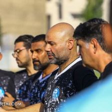 مسافر اروپایی در راه استقلال