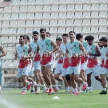 نکونام با تراکتور غریبگی نمی‌کند!