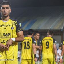 مانع بزرگ سپاهان مقابل پرسپولیس