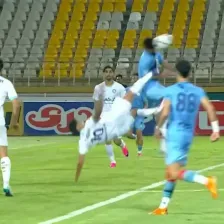 ستاره جوان چادرملو را با آمبولانس بُردند! (عکس)