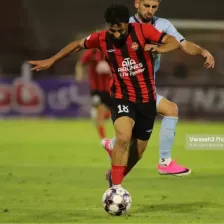 صادق فیکس راست تراکتور شد