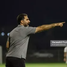 صادقی: تیم ما هنوز هم درگیر جنگ و انفجار است