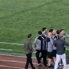 ری اکشن بختیاری زاده و نیمکت استقلال به گل یاسر آسانی مقابل پیکان