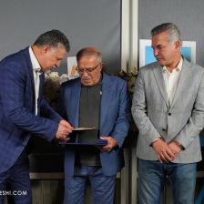 خبرورزشیگردی| من با نفوذ سرمربی نشدم/ خودم گفتم پرسپولیس را به علی دایی بدهید اما قبول نکردند