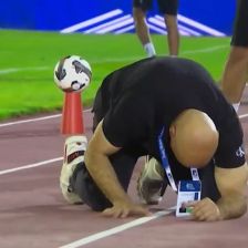 گل دوم الطلبه به دهوک (دبل سیف راشد)؛ سجده شکر علیرضا منصوریان