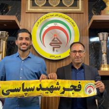 مهدی شریفی همچنان طلاییپوش