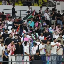 حمله هواداران اردن به دروازهبان