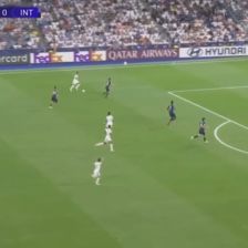 دبل سیو استثنایی مارتینز 🔸 رئال مادرید ۲-۰ اینتر 🔸 🔴 دقیقه ۲+۴۵