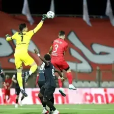 پرسپولیس قسر در رفت: آب و هوا به سود قرمزها
