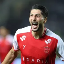 ستاره پرسپولیس به دنبال بلیط سفر به ریاض (عکس)
