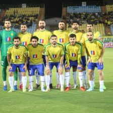 بلبشو در آبادان: بازیکنان پشت سرمربی درآمدند!