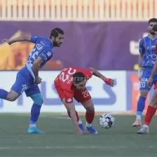 ضرب‌الاجل مالی برای استقلال و تراکتور!