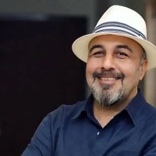 خبرورزشی‌گردی| رضا عطاران: کاش خداداد ۱۰ سال جوان‌تر بود/ چرا نباید فوتبال تماشا کنم؟ آرسن ونگر را دوست دارم