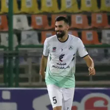 حسینی: خوش‌شانس بودیم، ۴ گل می‌زدیم!