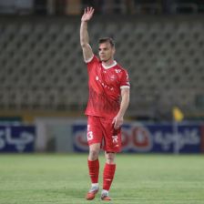 وقتی هیچکس در پرسپولیس، این خارجی بیخاصیت را گردن نمیگیرد!