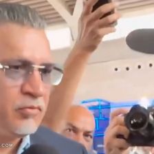 ویدیو| علی دایی در افتتاحیه نمایشگاه خودرو: کجای جامعه مافیا ندارد که صنعت خودرو و فوتبال نداشته باشد!