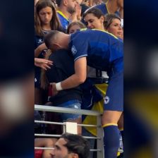 دلداری ادین ژکو با خانواده اش بعد از حذف مقابل آمریکا