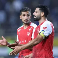 استقلال از کاپیتان پرسپولیس شکایت میکند
