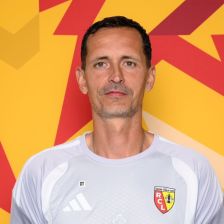 سرمربی موفق لانس اخراج خواهد شد!