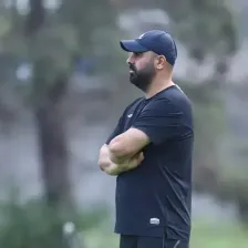 زارع: در آن هوا نشستن هم سخت بود!