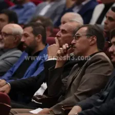 شمس‌آذر خیال همه را از نیمکت راحت کرد