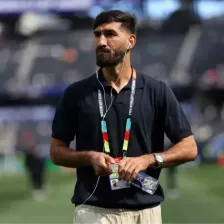 ورود هیجانانگیز مهاجم تیم ملی به ایران!