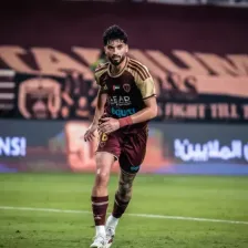 ملیپوش ایران مقابل صدرنشین امارات