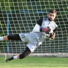 بازگشت سنگربان سابق پرسپولیس به لیگ برتر