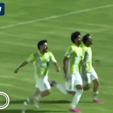 ضربه سر دقیق برای فرار از شکست 🔸 خیبر [۲]-۲ پیکان 🔸 ⚽️ مسعود محبی 🔴 دقیقه ۸۷