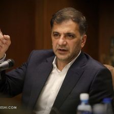 کریمی: ماجرای سربازی بیرانوند برای ضربه زدن به تراکتور است!