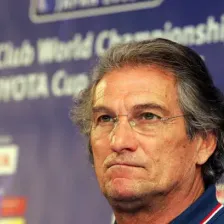 پیشنهاد سرمربی سابق پرسپولیس: به مسی بچسبید!