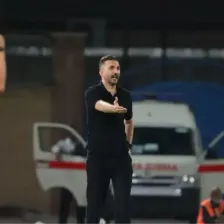 نوری: اگر VAR بود، بازیکن ملوان اخراج میشد